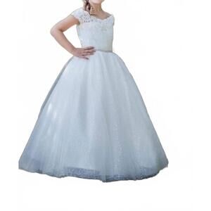 NEW MACIS girls beaded communion dress in white